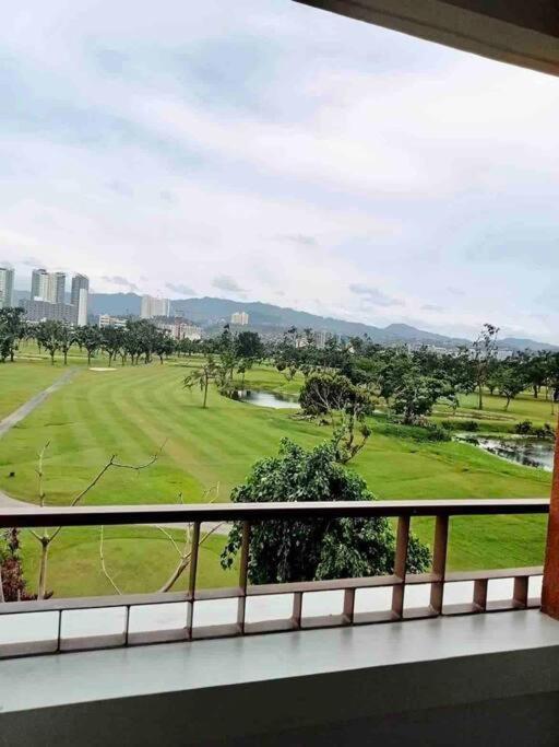 Dreamy 2Br Condo, With A Golf Course View Cebu Buitenkant foto