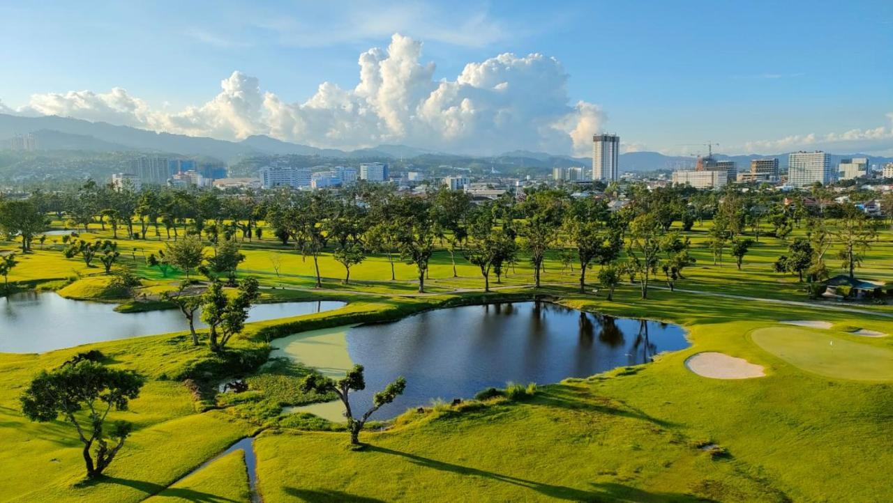 Dreamy 2Br Condo, With A Golf Course View Cebu Buitenkant foto