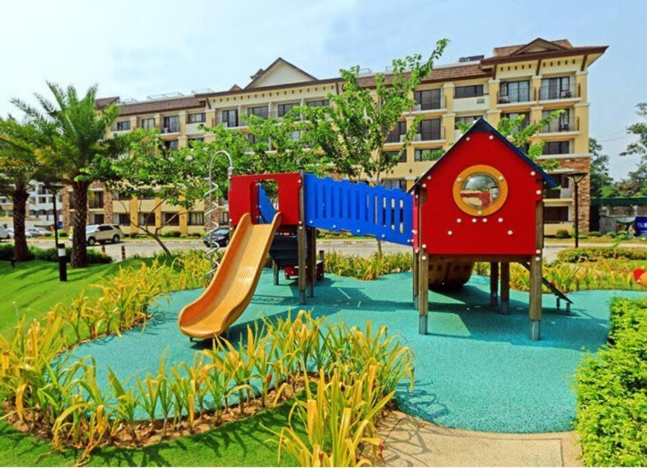 Dreamy 2Br Condo, With A Golf Course View Cebu Buitenkant foto